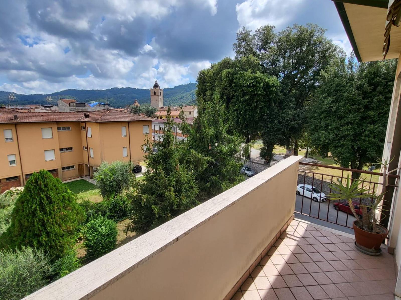 Appartamento Ampio E Luminoso Camaiore Exterior photo